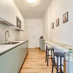 Casa Ginevra - Modern Design, King Bed&terrace Apartment Como