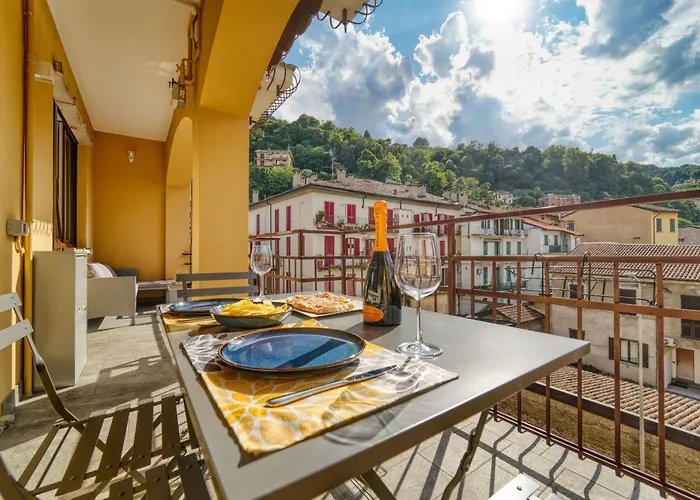 Casa Ginevra - Modern Design, King Bed & Terrace * Como