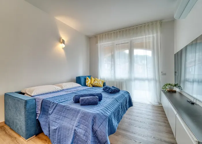 Casa Ginevra - Modern Design, King Bed & Terrace Apartmán Como