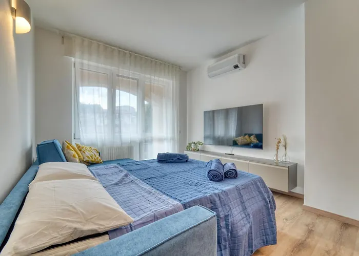 Casa Ginevra - Modern Design, King Bed & Terrace *